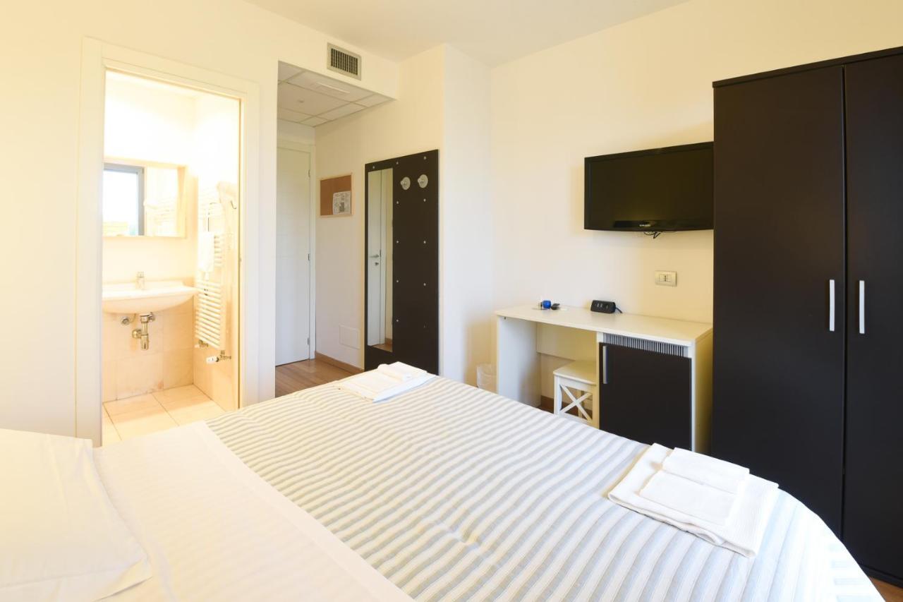 Daglingegneri Hotel Pisa Ngoại thất bức ảnh